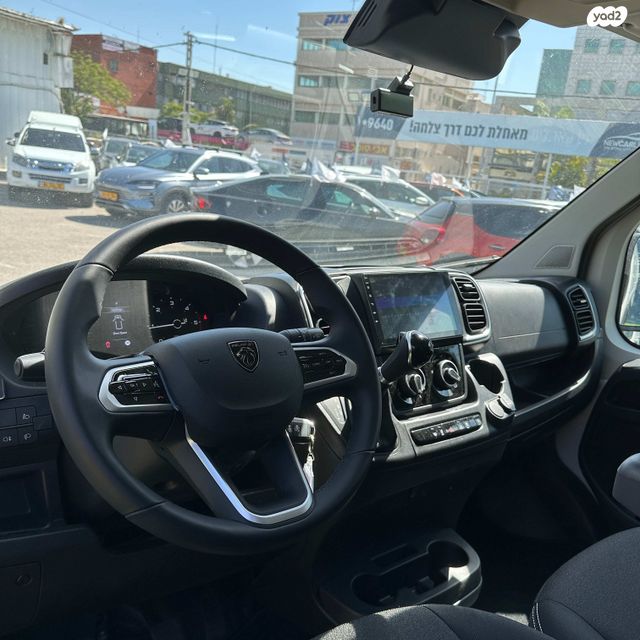 פיג'ו בוקסר