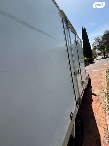 מודעת רכב סנטרו לוגיסטאר 200