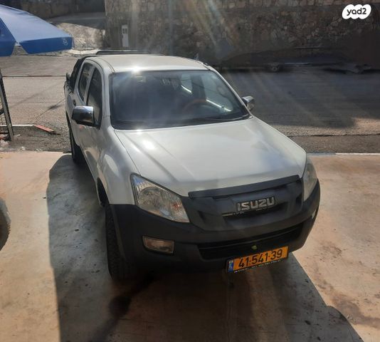 איסוזו די-מקס