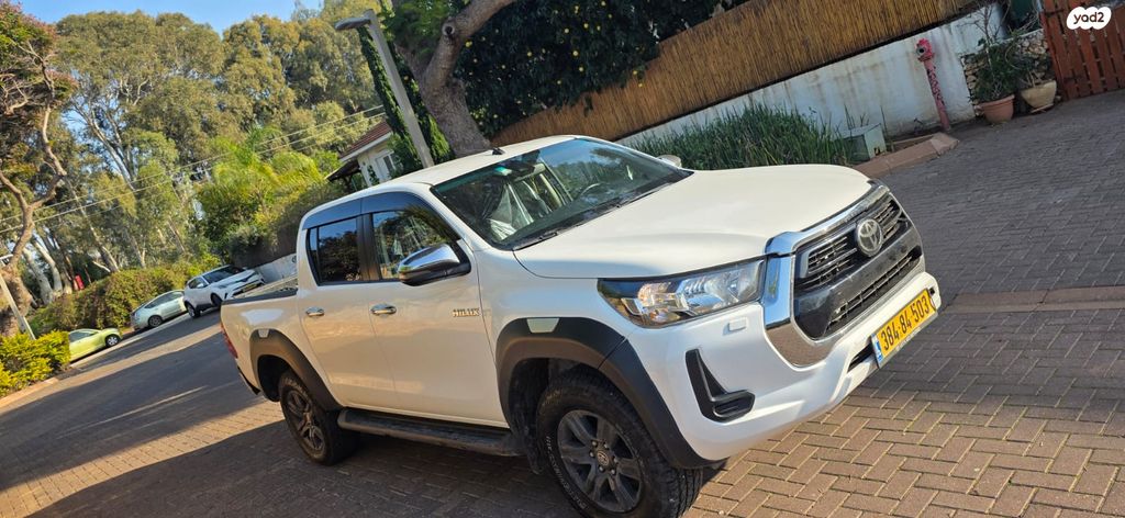 טויוטה היילקס