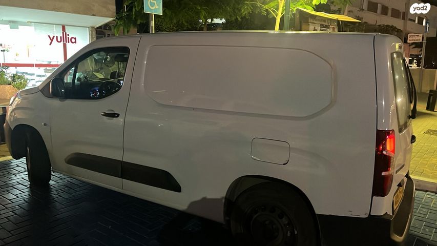 מודעת רכב סיטרואן ברלינגו