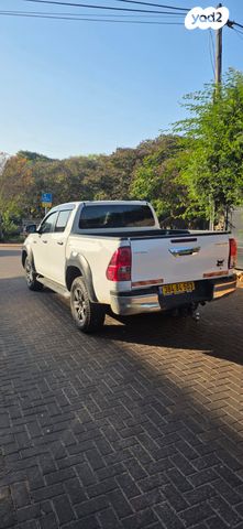 טויוטה היילקס