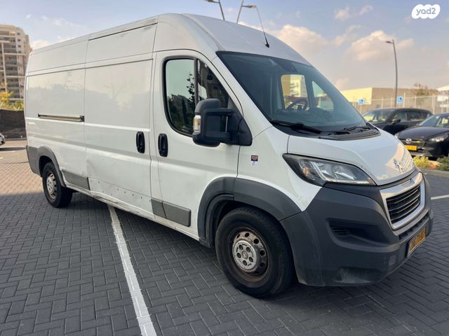 פיג'ו בוקסר