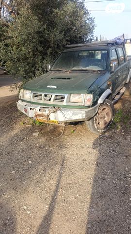 מודעת רכב ניסאן ווינר