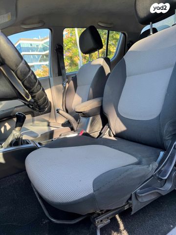 מיצובישי טרייטון / L200