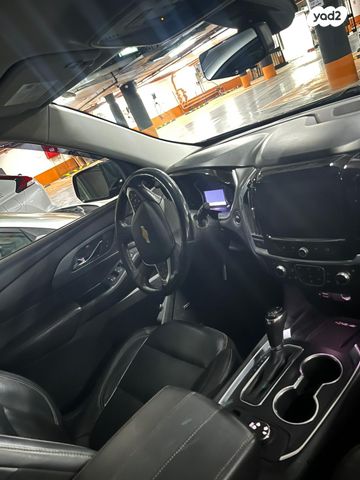 שברולט טראוורס