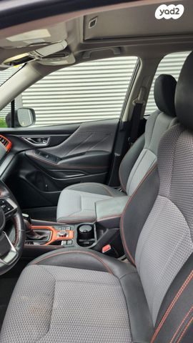 סובארו פורסטר