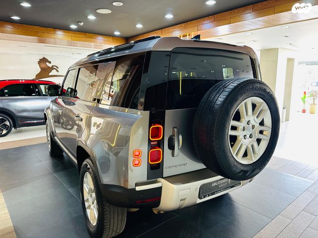 לנד רובר דיפנדר