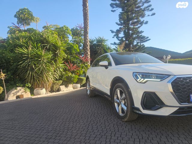 מודעת רכב אאודי Q3 2