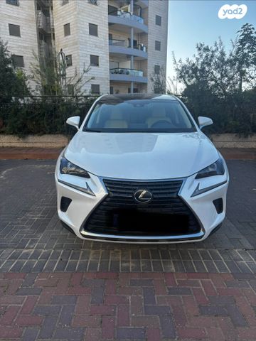 מודעת רכב לקסוס NX