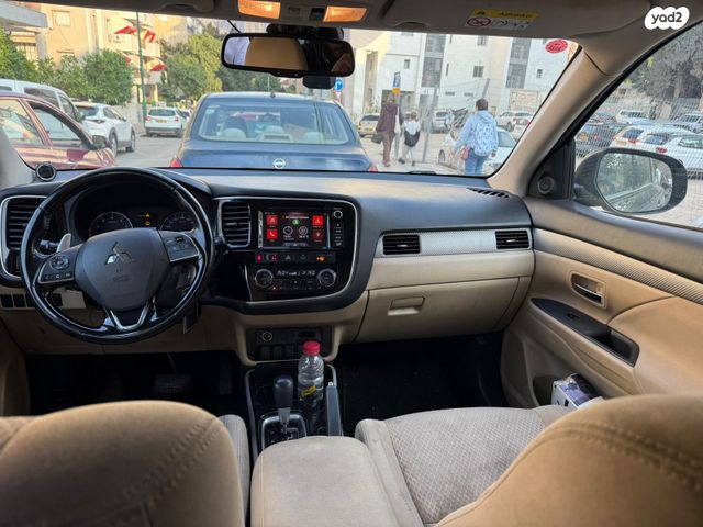 מודעת רכב מיצובישי אאוטלנדר