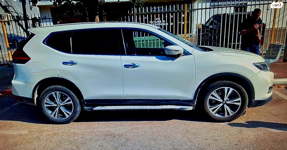 ניסאן אקס טרייל