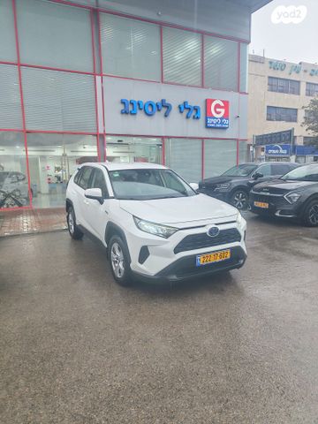 מודעת רכב טויוטה RAV4