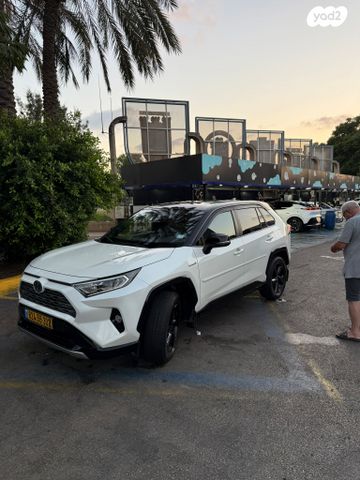 מודעת רכב טויוטה RAV4