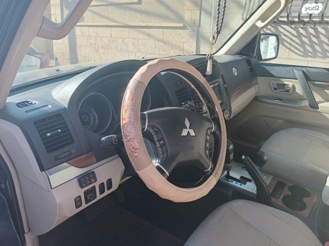 מודעת רכב מיצובישי פג'רו