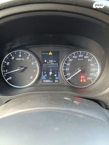 מיצובישי אאוטלנדר