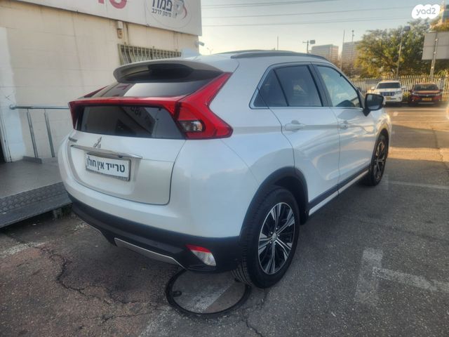 מיצובישי אקליפס קרוס