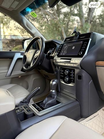 מודעת רכב טויוטה לנד קרוזר 2