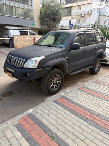 טויוטה לנד קרוזר