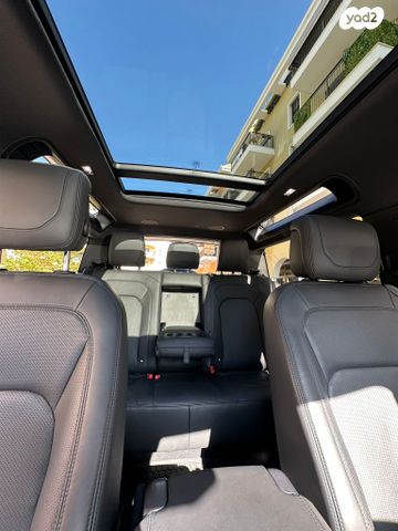 לנד רובר דיפנדר