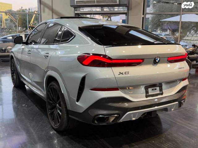 ב מ וו X6