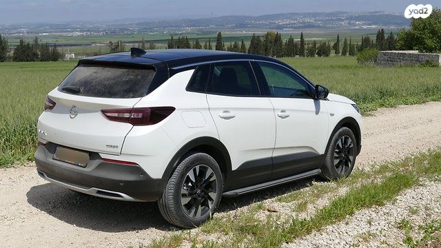 מודעת רכב אופל גרנדלנד