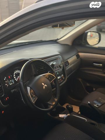 מיצובישי אאוטלנדר