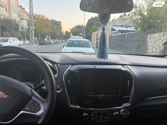 מודעת רכב שברולט טראוורס