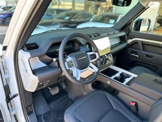 לנד רובר דיפנדר