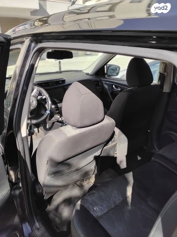 ניסאן אקס טרייל