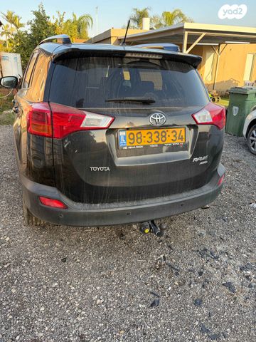 טויוטה RAV4