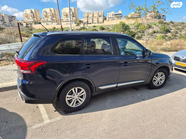 מיצובישי אאוטלנדר