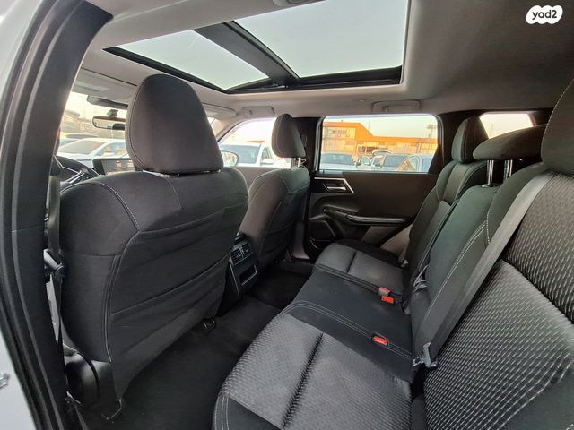 מיצובישי אאוטלנדר