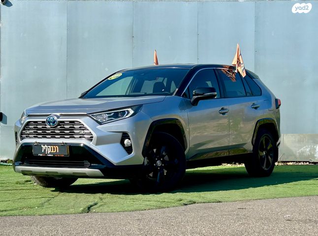 טויוטה RAV4