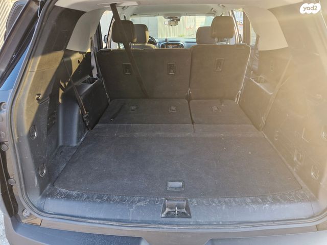 שברולט טראוורס