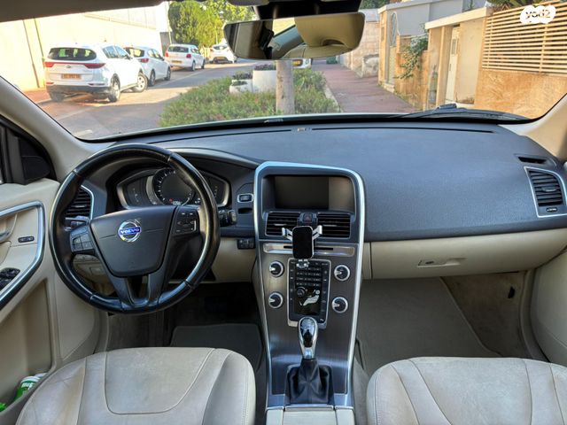 וולוו XC60