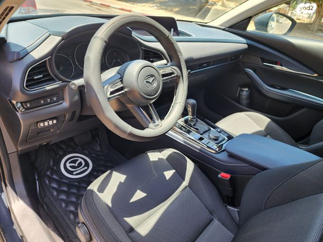 מאזדה CX-30