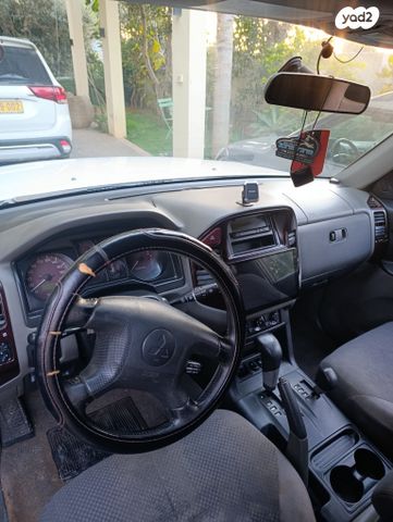 מיצובישי פג'רו