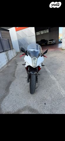 יוסאנג GT250R קומט