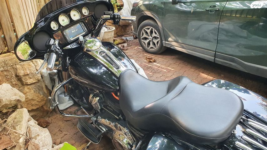 הרלי דיווידסון סטריט גלייד ספיישל 1690