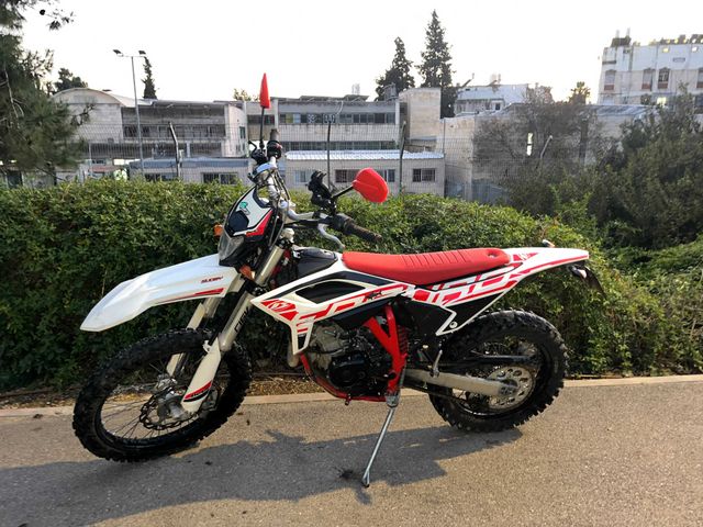 בטא RR 125