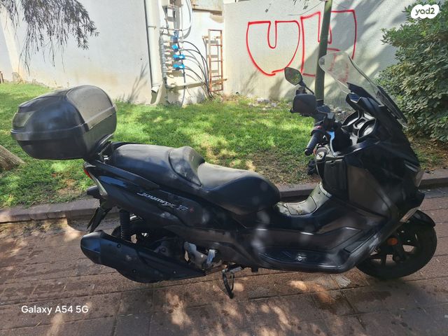 מודעת רכב סאן יאנג ג'וי-מקס Z-250