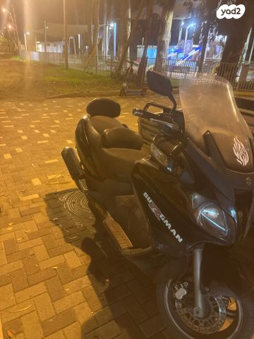 סוזוקי בורגמן 650 Executive/AZ