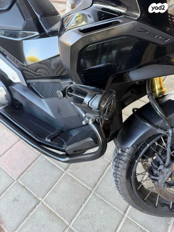הונדה X-ADV750