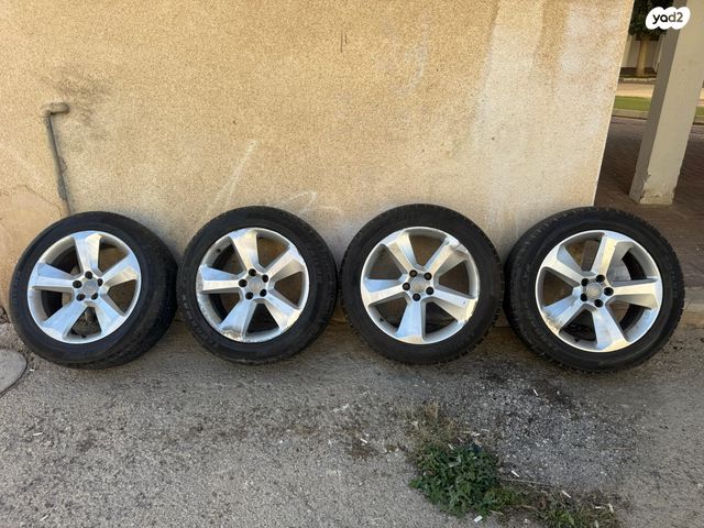 feedItemObj.data.row_1