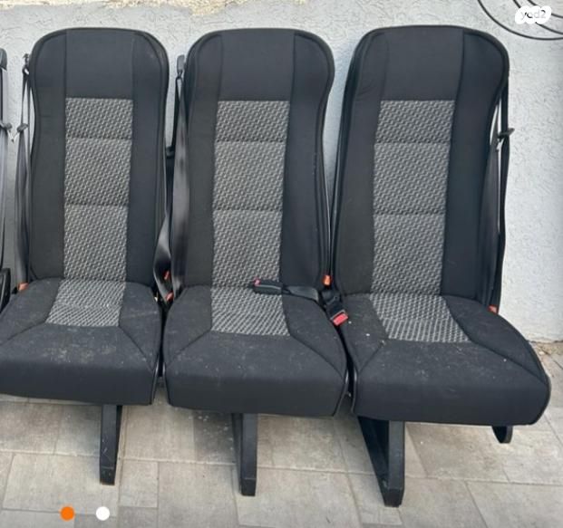 feedItemObj.data.row_1