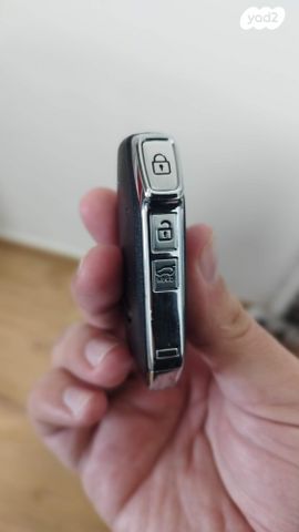 feedItemObj.data.row_1