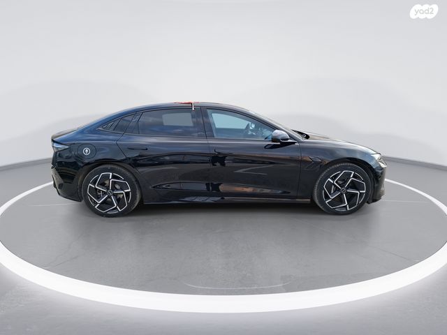 בי.ווי.די דולפין