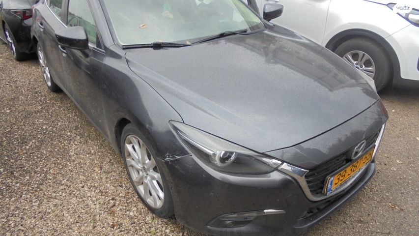 מודעת רכב מאזדה 3