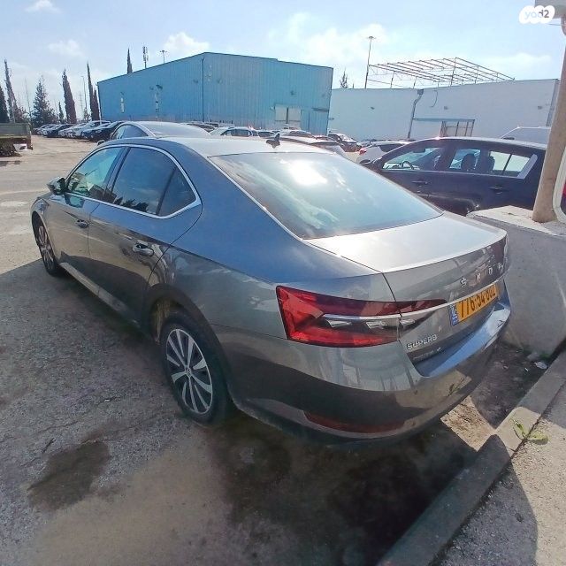 מודעת רכב סקודה סופרב 2